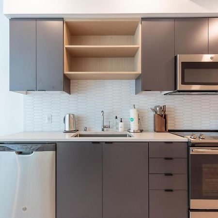 Studio Apartment In 温哥华 外观 照片