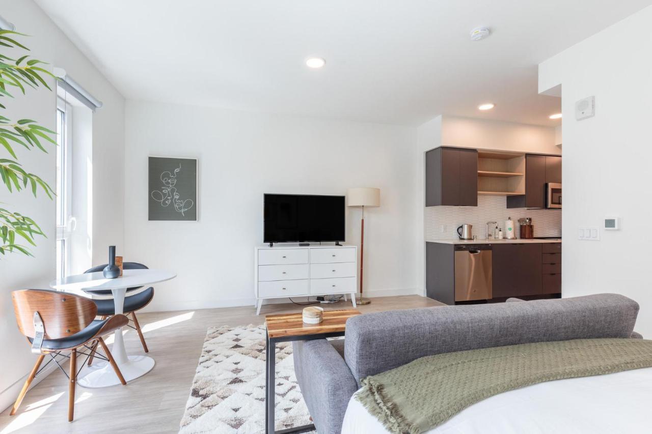 Studio Apartment In 温哥华 外观 照片