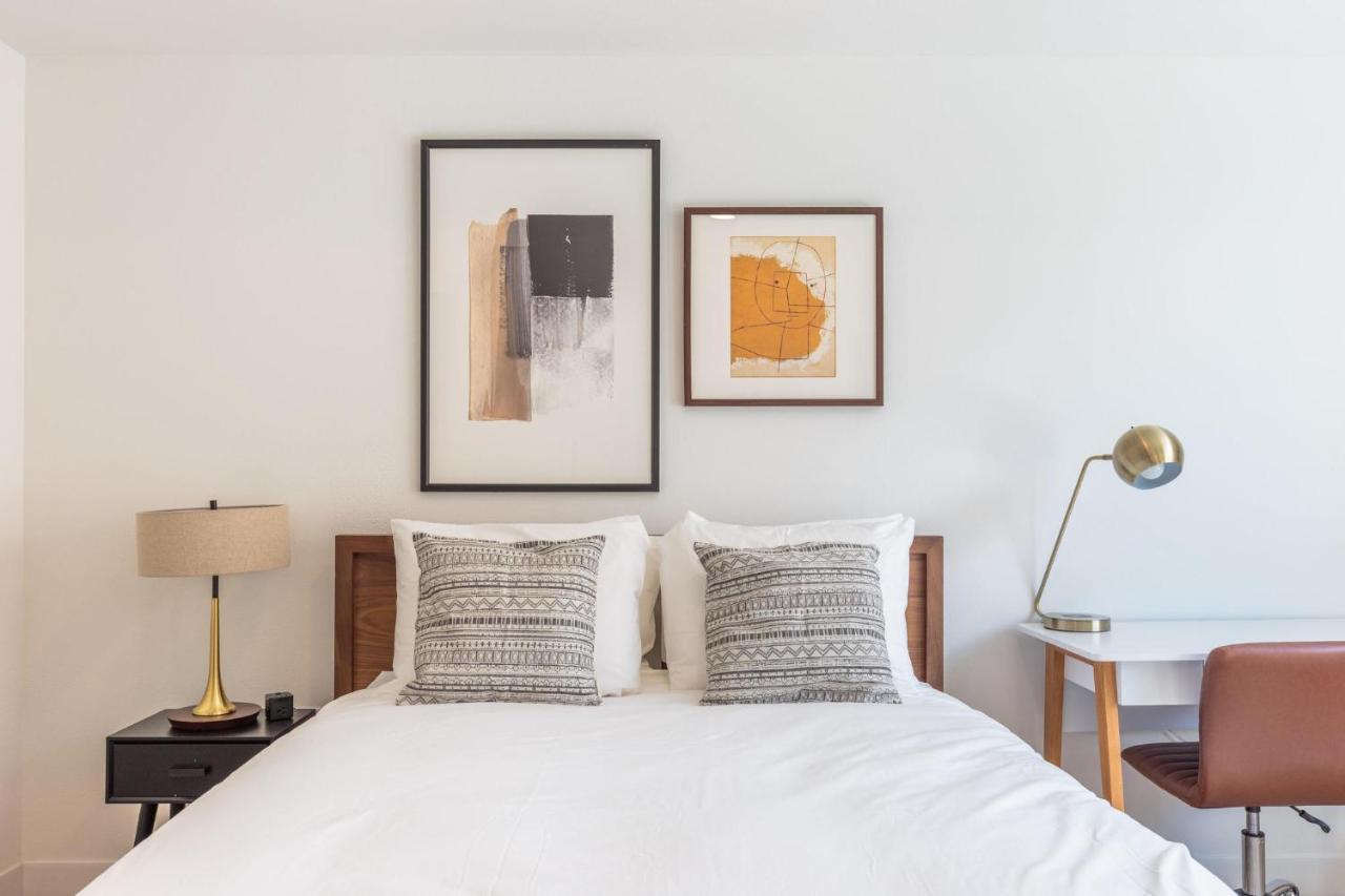 Studio Apartment In 温哥华 外观 照片