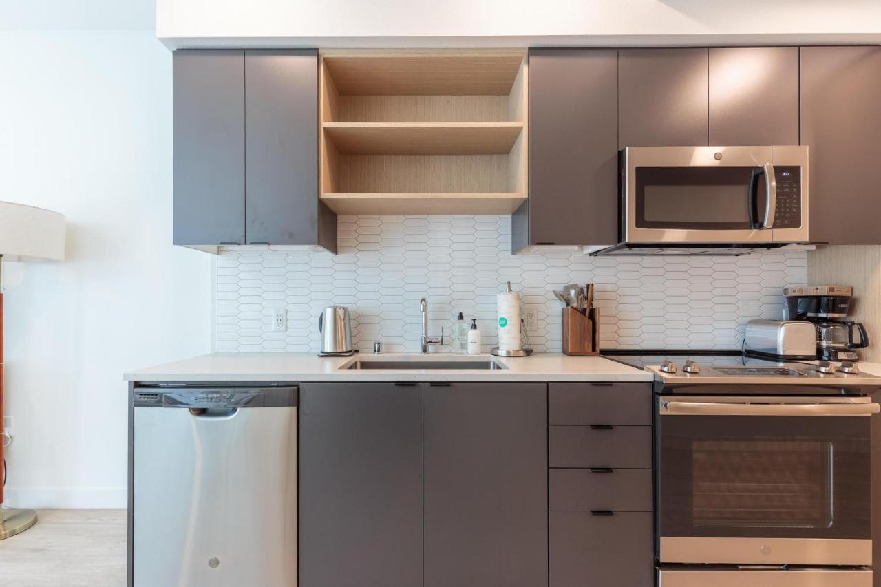 Studio Apartment In 温哥华 外观 照片