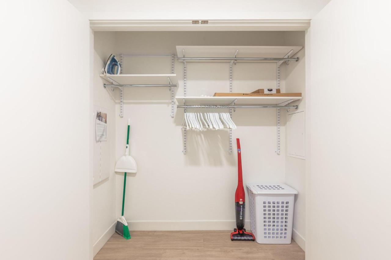 Studio Apartment In 温哥华 外观 照片